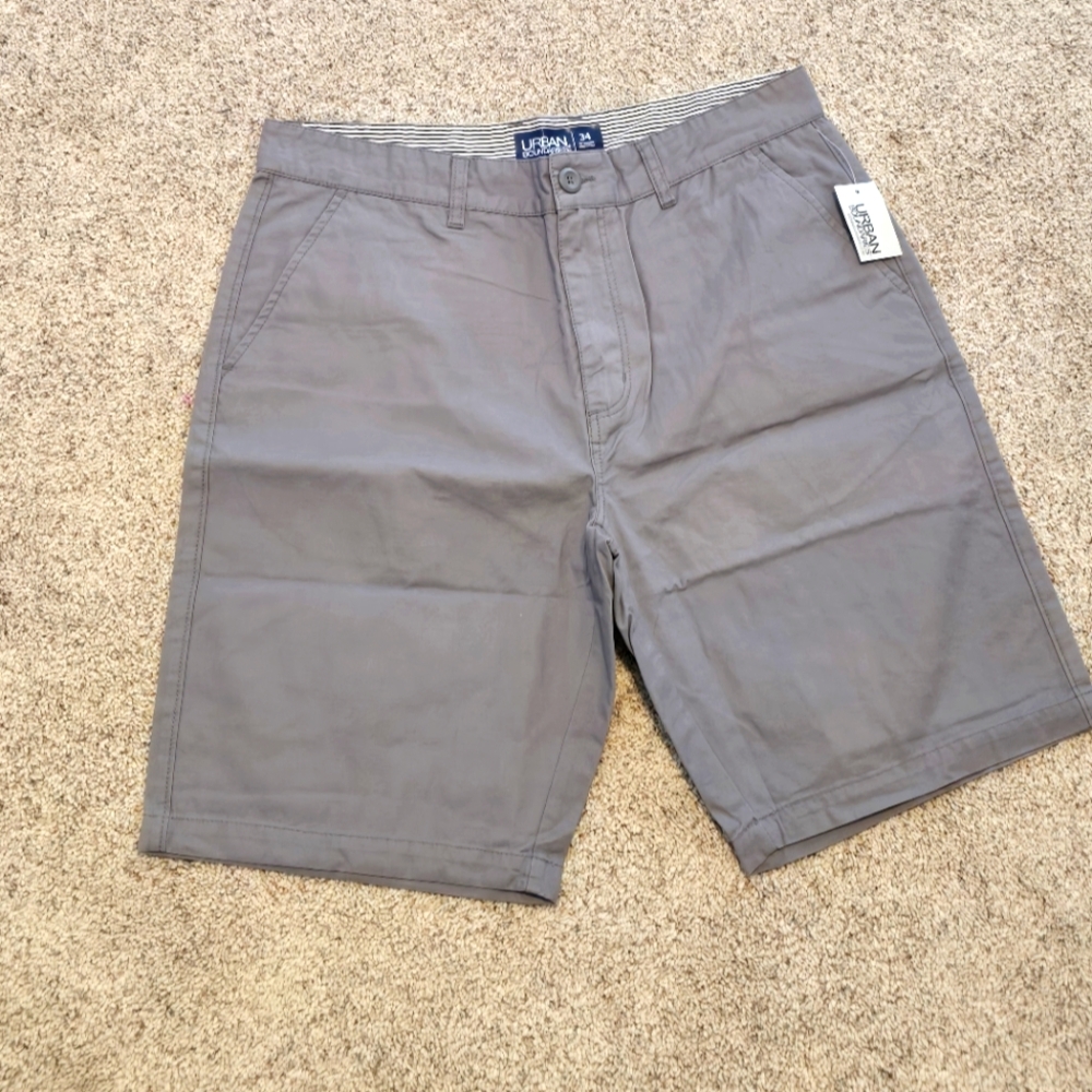 Brand New with tags Urban Boundaries Men's Grey/Gray Chino Shorts 34 waist NWT